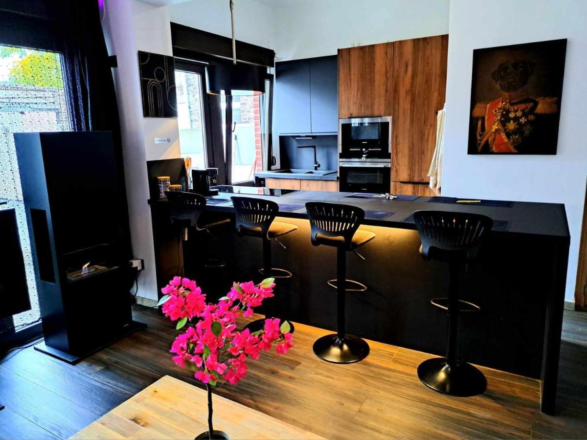 Petite Chambre Dans Une Jolie Colocation Liegi Esterno foto